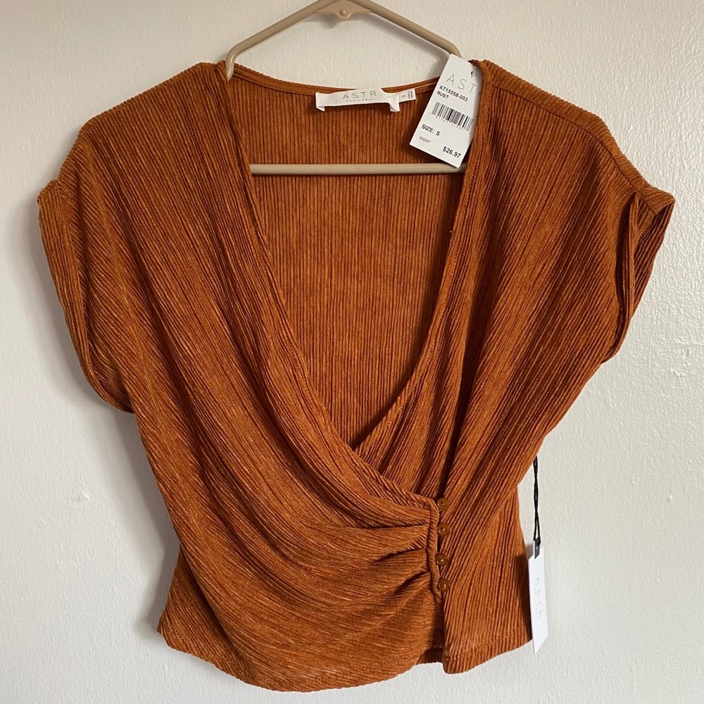 ASTR Top Small
